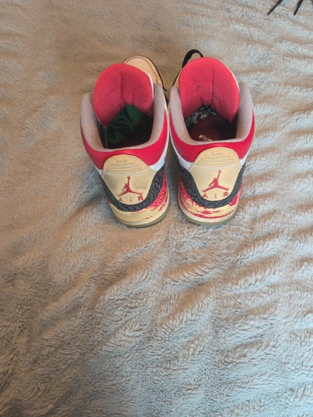 Jordan White, Black and Red Retro Basketball Sneakers